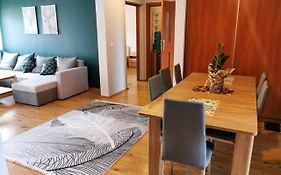 Okno na Śnieżkę, Apartament z 2 Łazienkami, tarasem, ogrodem, parkingiem i pięknym widokiem